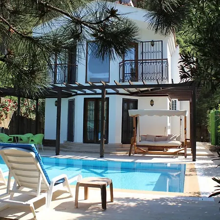 Queen - Private 3 Bedroom In Oludeniz فيلة فتحية